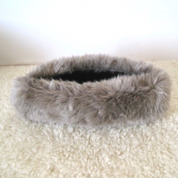 Danier Faux Fur Headband - Picture 2 of 10